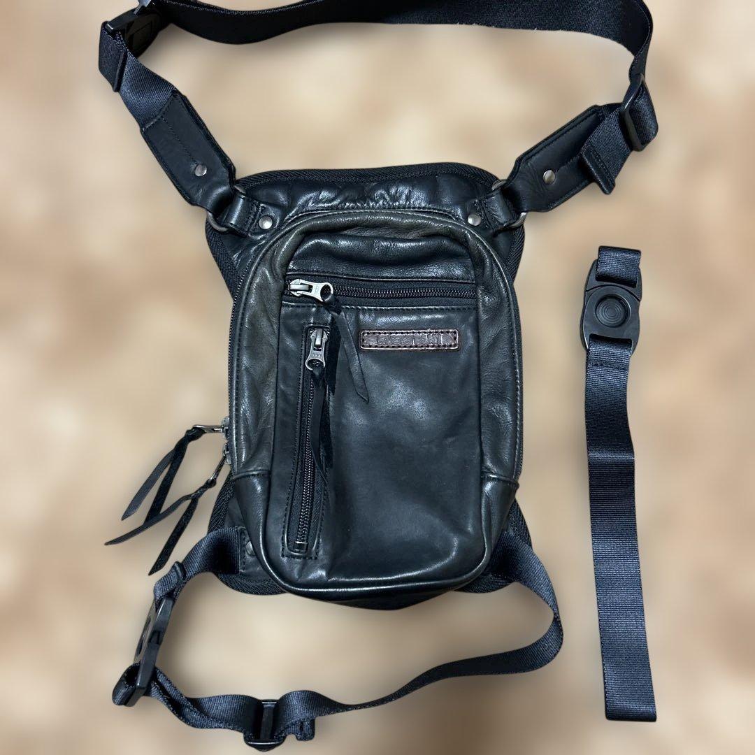 クシタニ レッグバッグ