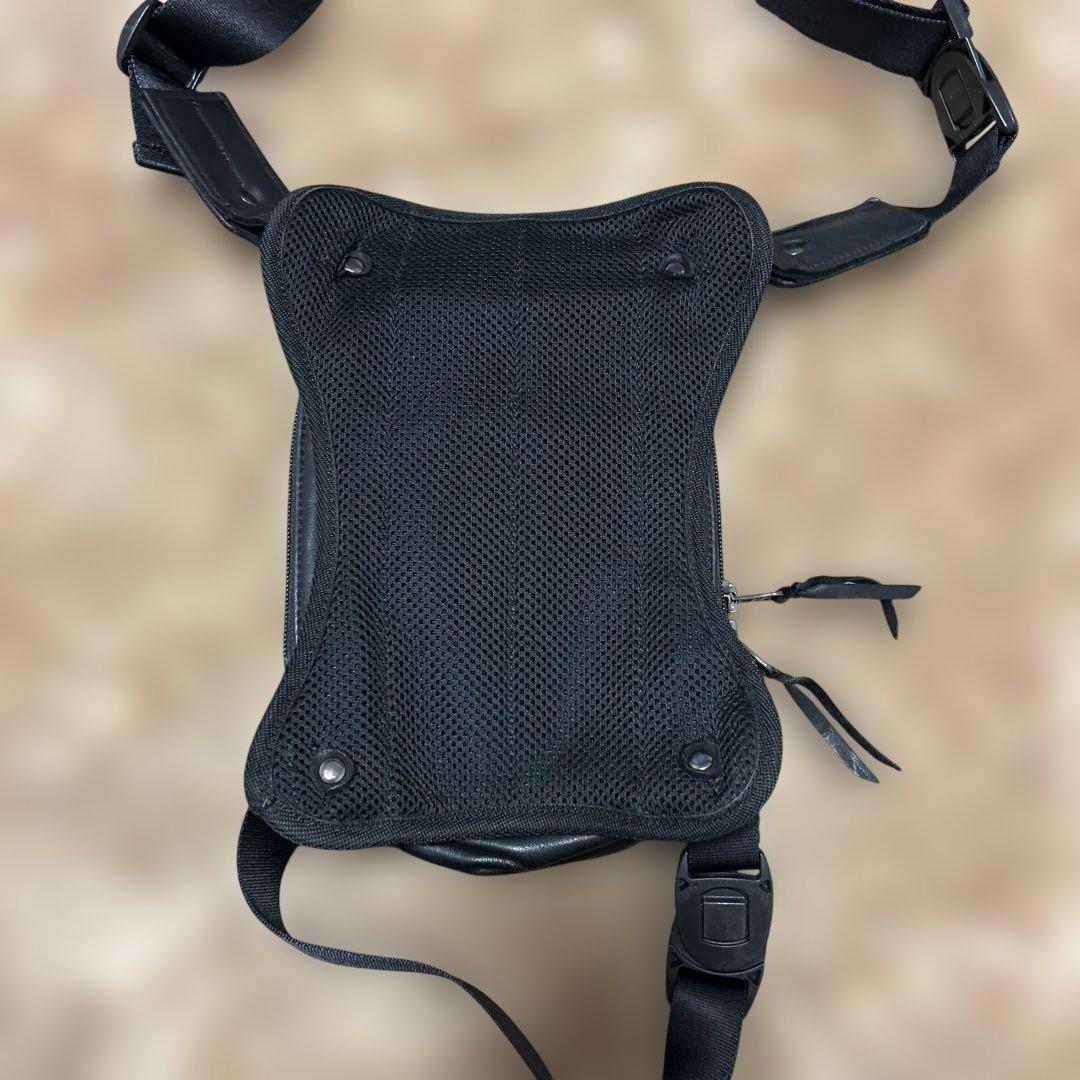 クシタニ レッグバッグ