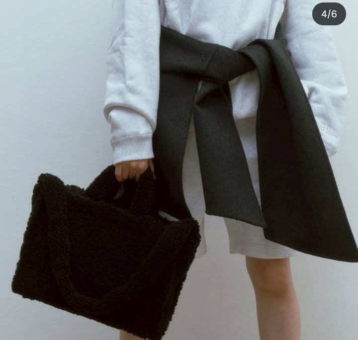 新品完売未使用人気デコルテアクセサリーストールヘイブveryメゾンドドルチェ阪急