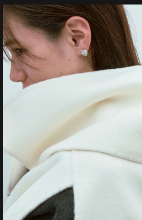 新品完売未使用人気デコルテアクセサリーストールヘイブveryメゾンドドルチェ阪急