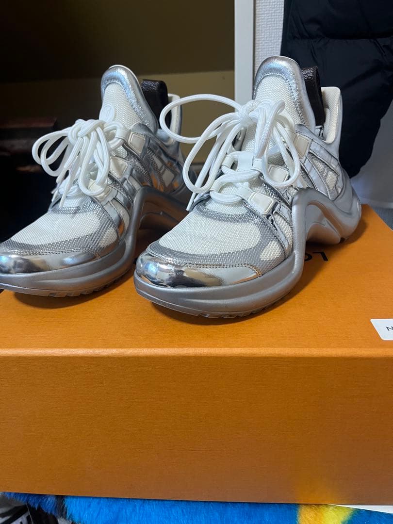 ルイヴィトン アークライト スニーカー　シルバー