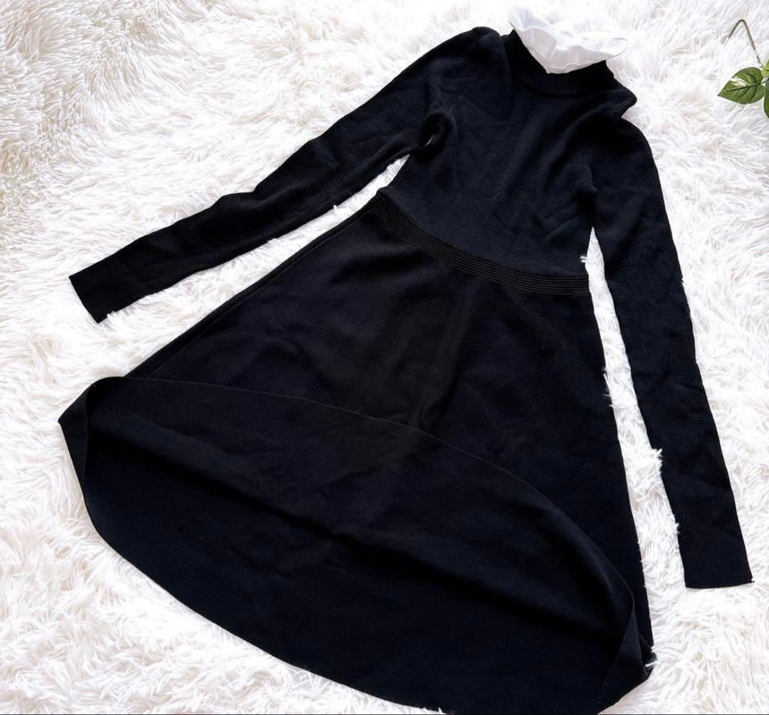 サンドロ　フレア　フリル　ニットワンピース　ブラック