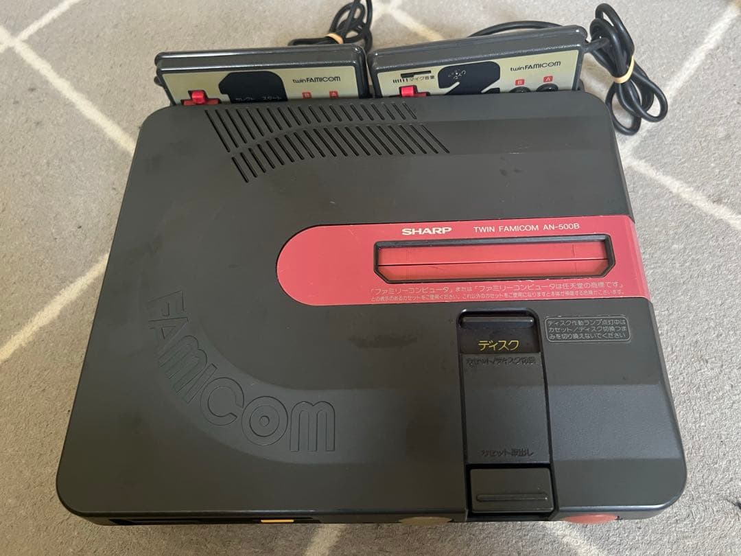 ツインファミコン動作品本体のみ