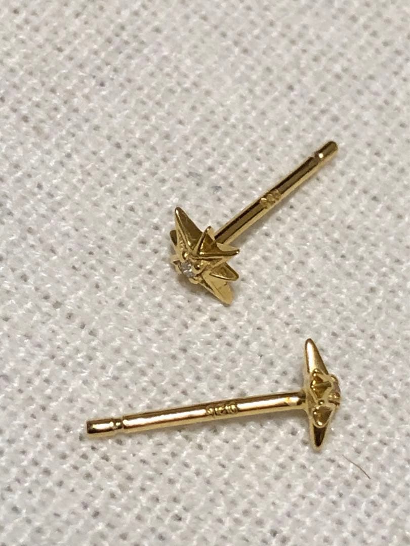 ノワールドプーぺ　K18vermeil ダイヤモンドスターピアス