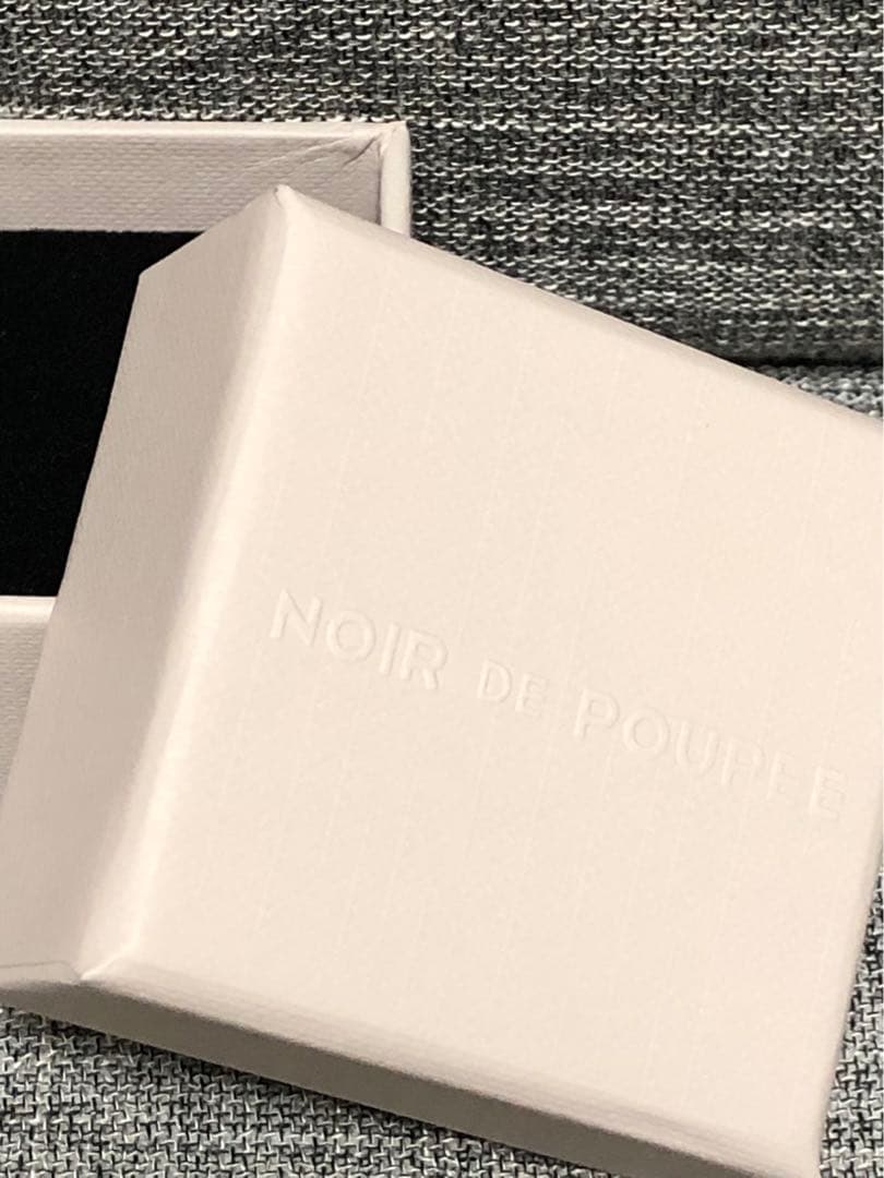 ノワールドプーぺ　K18vermeil ダイヤモンドスターピアス