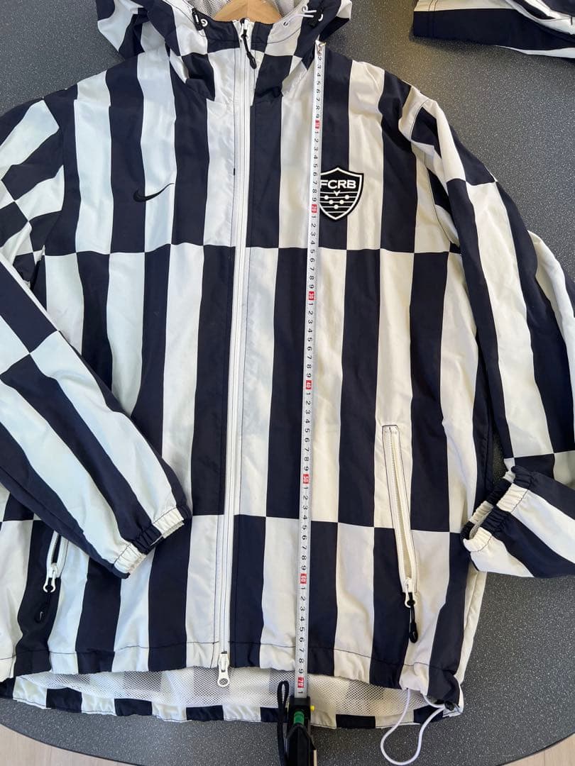 FCRB NIKE コラボ　ナイロンセットアップ