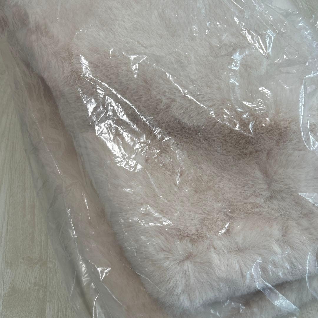 [新品]JENNEリッチボリュームファーケープ　アイボリー