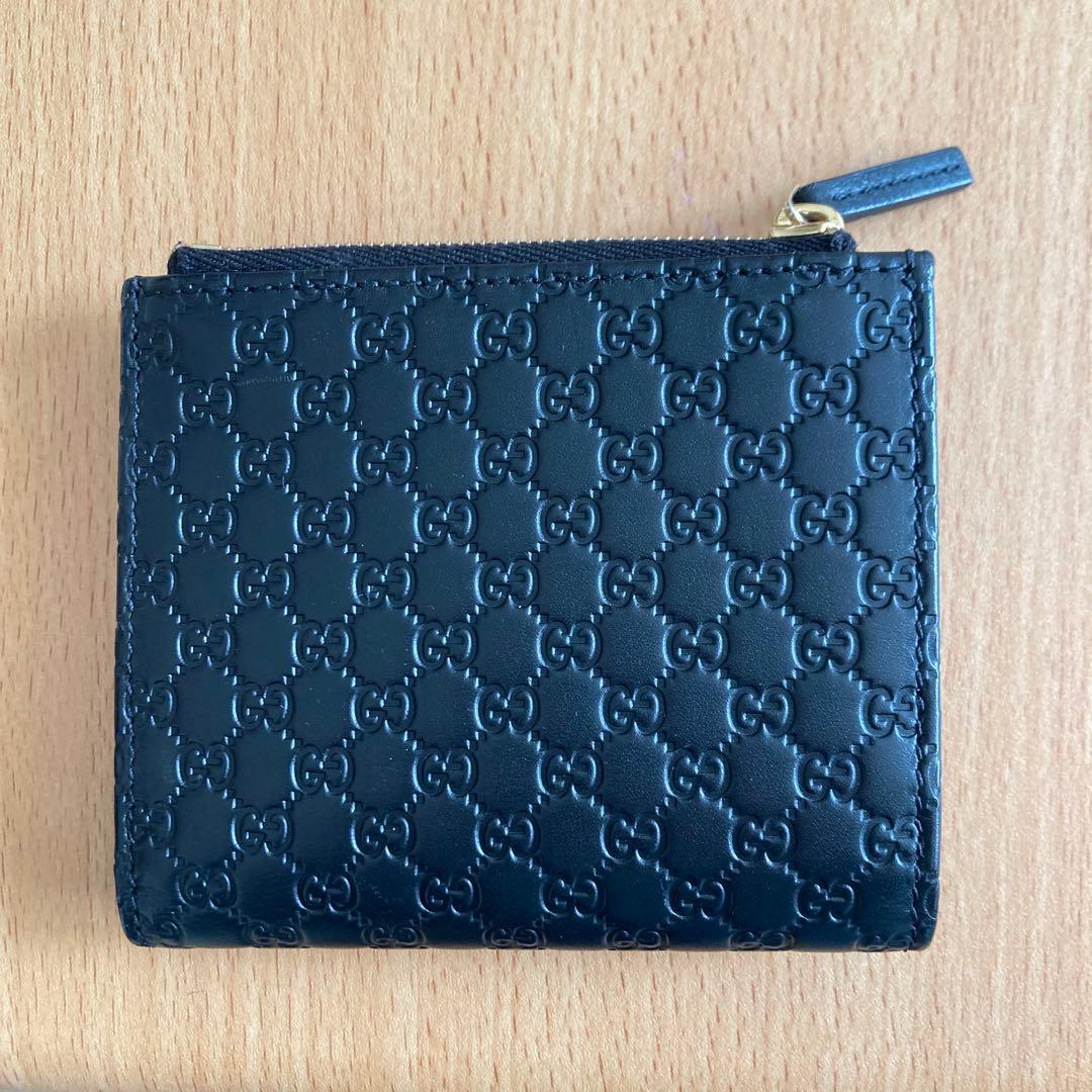 グッチ　二つ折り財布　ブラック