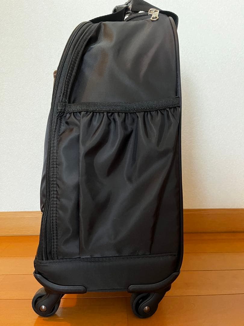 美品 サムソナイト 小型キャリーバッグ キャリーケース ブラック 小旅行