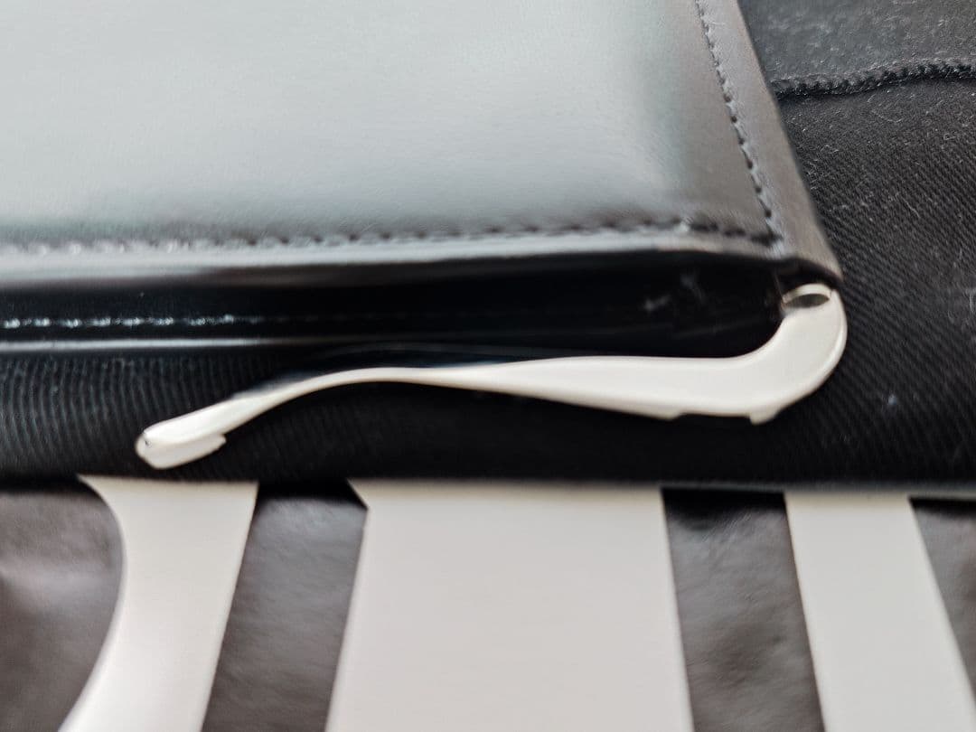 Berluti フィギュア　マネークリップ