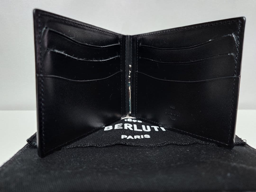 Berluti フィギュア　マネークリップ