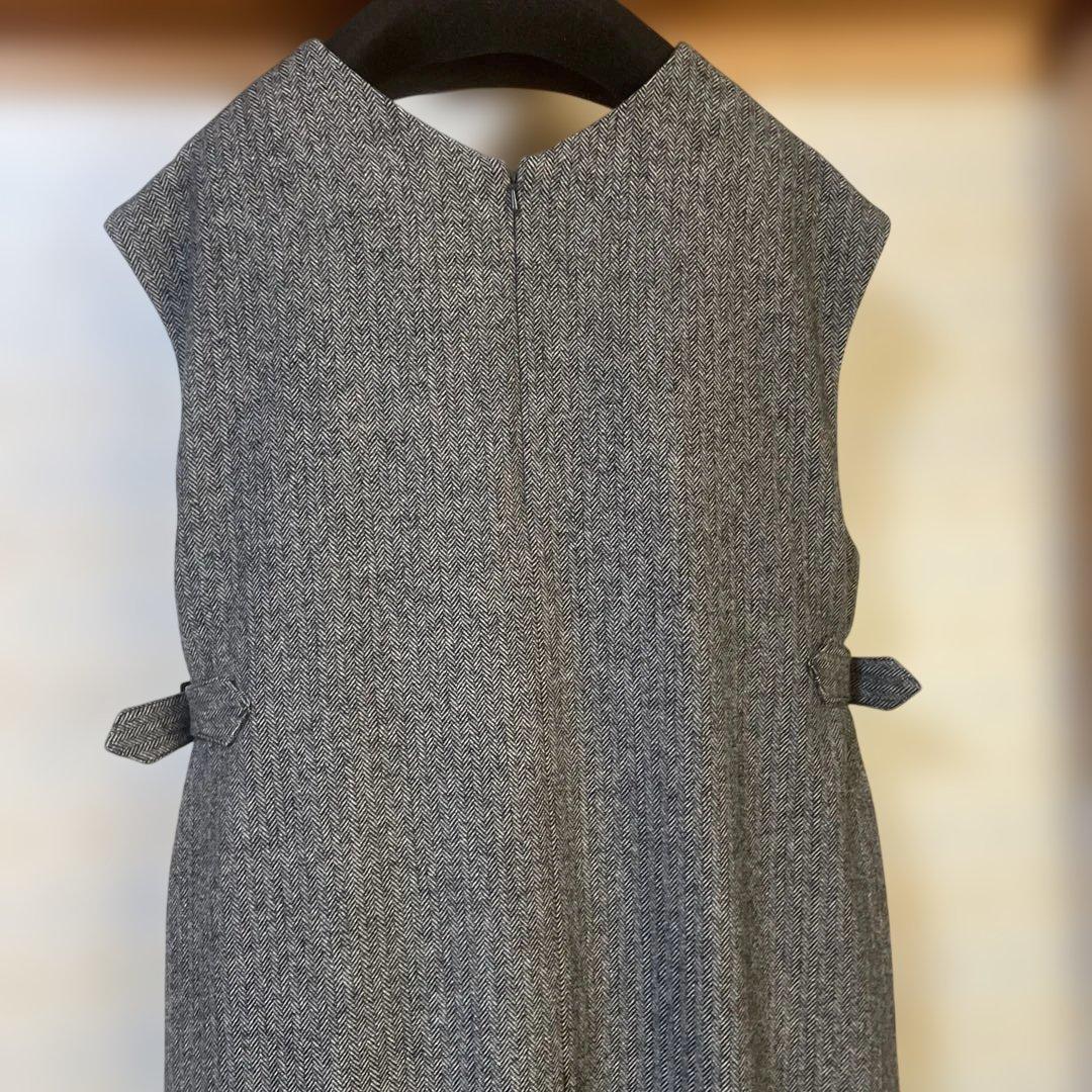 ★美品★ウールVネック ノースリーブ ワンピース