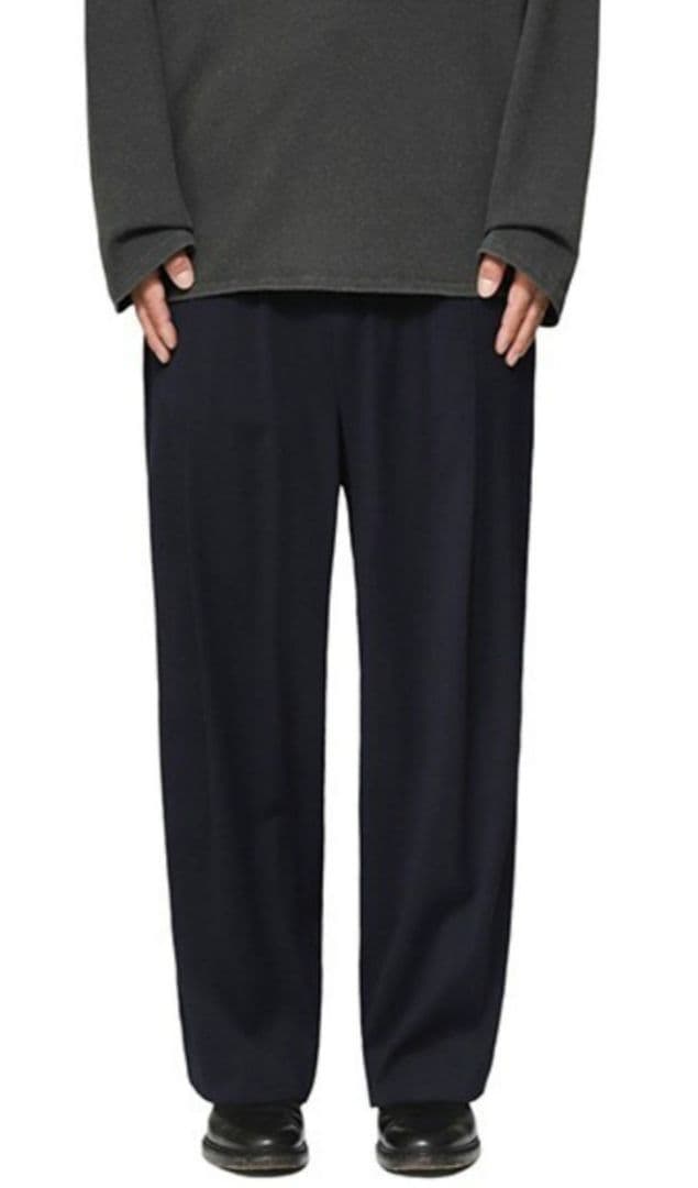 URU ウル　ウールレーヨンシルク　セットアップ URU TOKYO