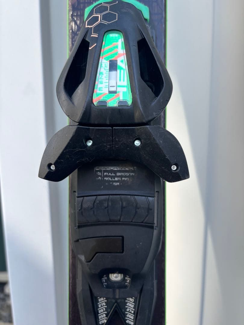 HEAD RAW INSTINCT TI PRO スキー