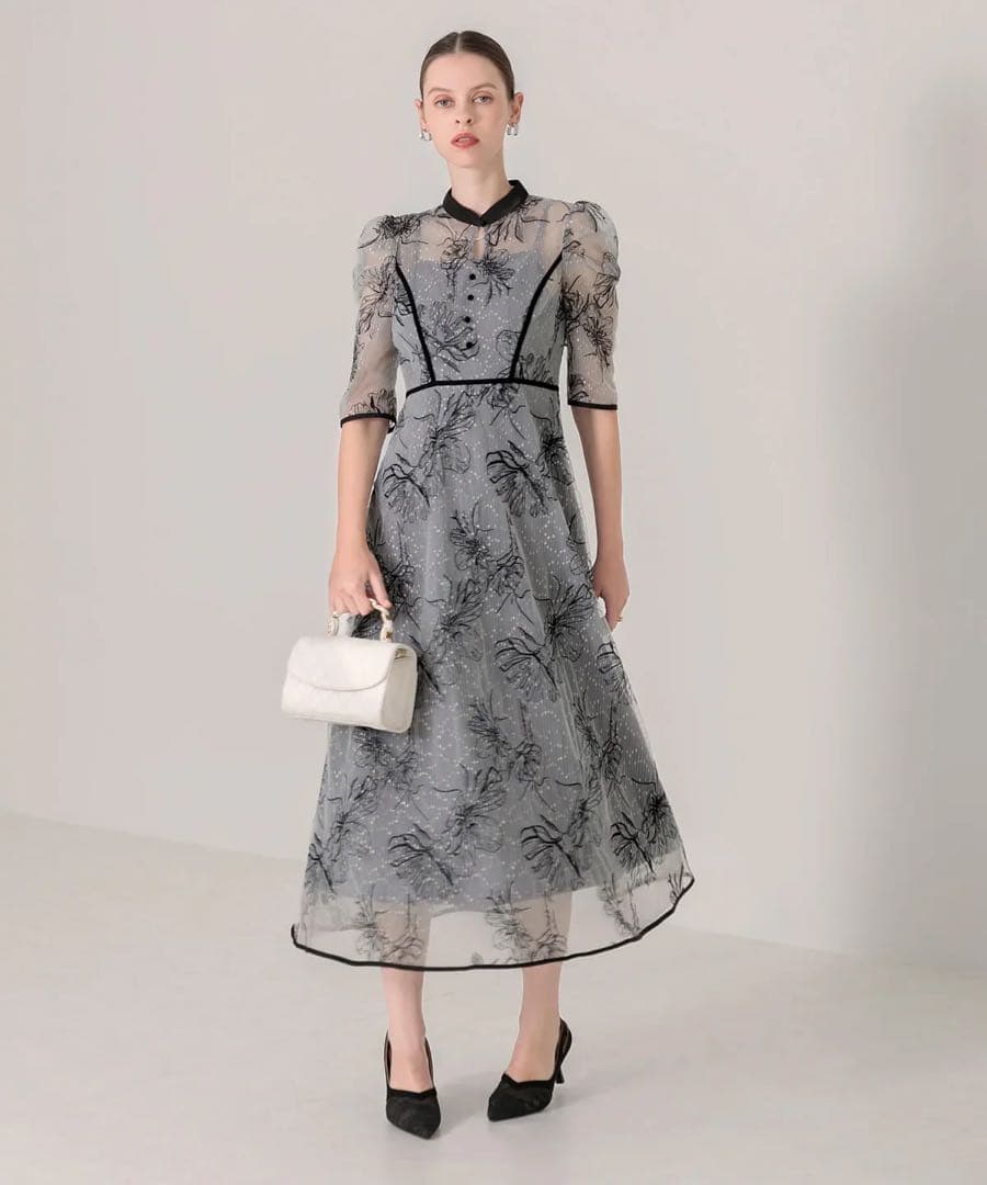 【美品】Leja パイピングハイネック花柄ラメレースワンピースドレス