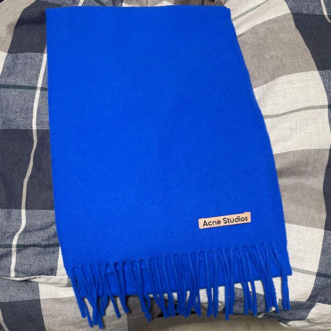 Acne Studios 青 マフラー フリンジ付き