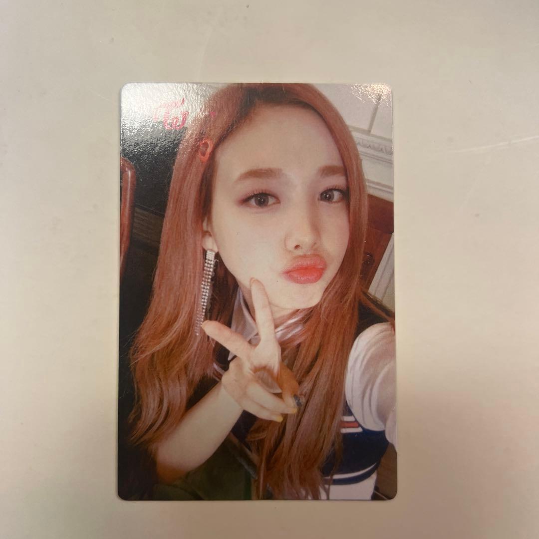 TWICE ナヨン SIGNAL サノク