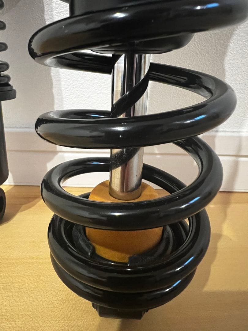 ハーレーダビッドソン純正リアショック　2023年ロードグライドST