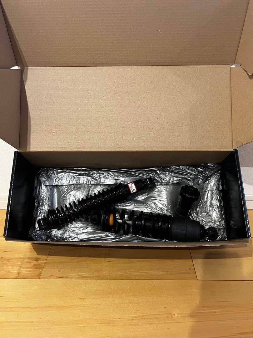 ハーレーダビッドソン純正リアショック　2023年ロードグライドST