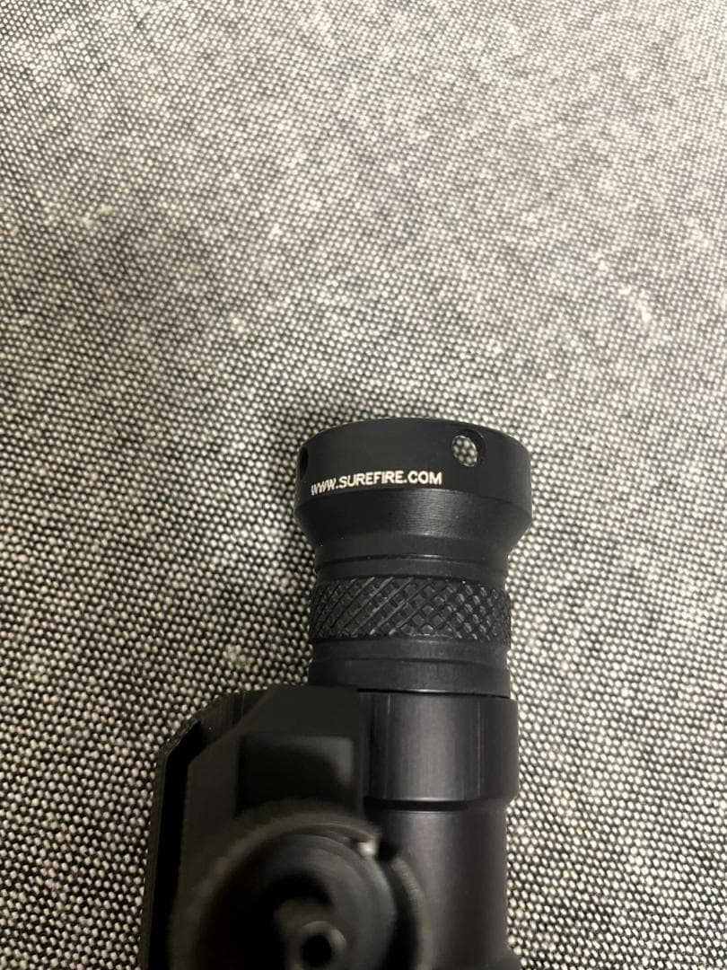 実物 SUREFIRE M600C 旧刻印 シュアファイヤー ブラック