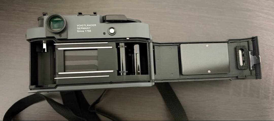 み*ゆ様 外観良好 Voigtlander BESSA-R2A Gray レンズ