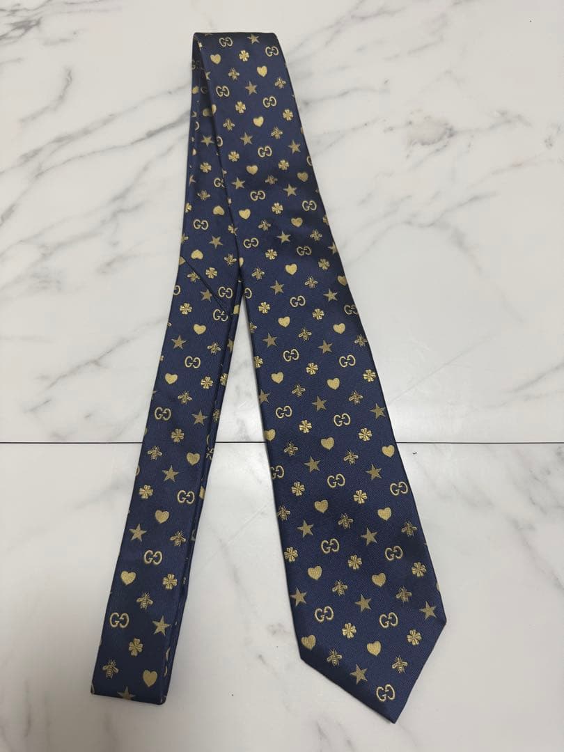 美品 グッチ ネクタイ GG ビー ハート スター 現行 ジャガード 高級 紺