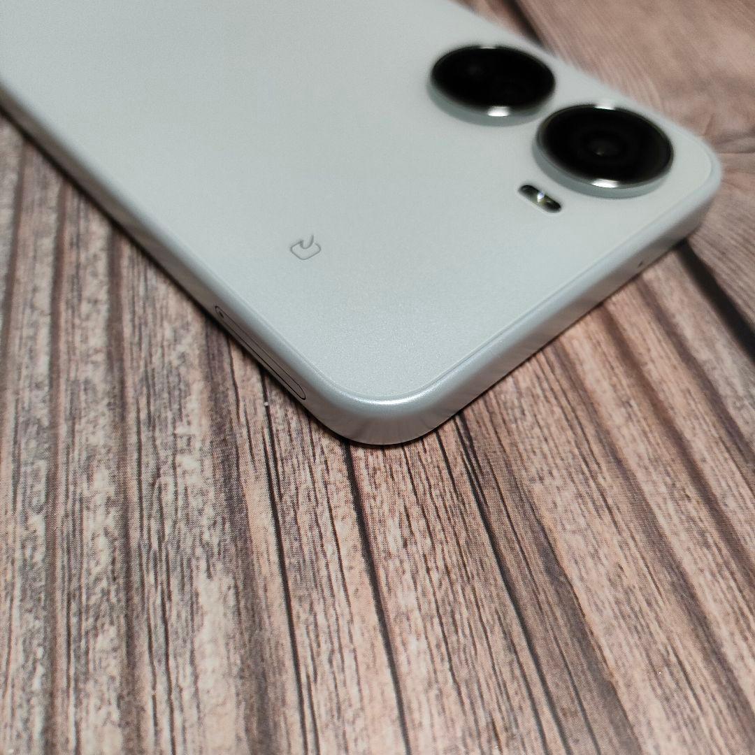 Libero 5G IV A302ZT SIMフリー 128GB 新品近い