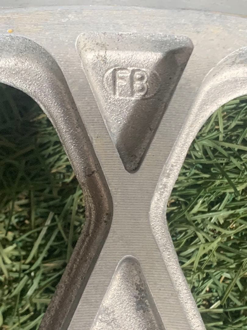 送料込み　GS400 ホイール　前後　スズキ