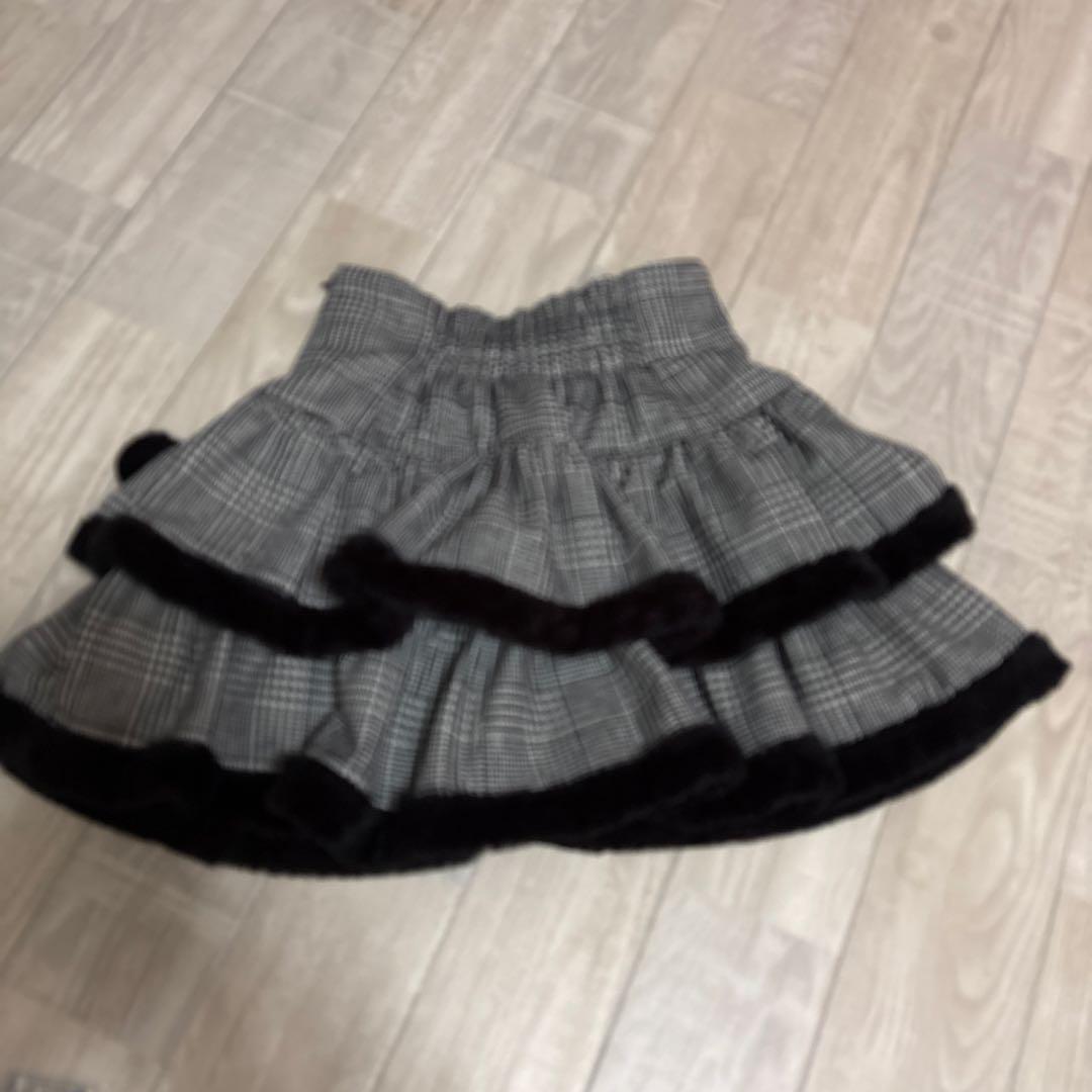 pium ピウム　ファー付きティアードミニスカート