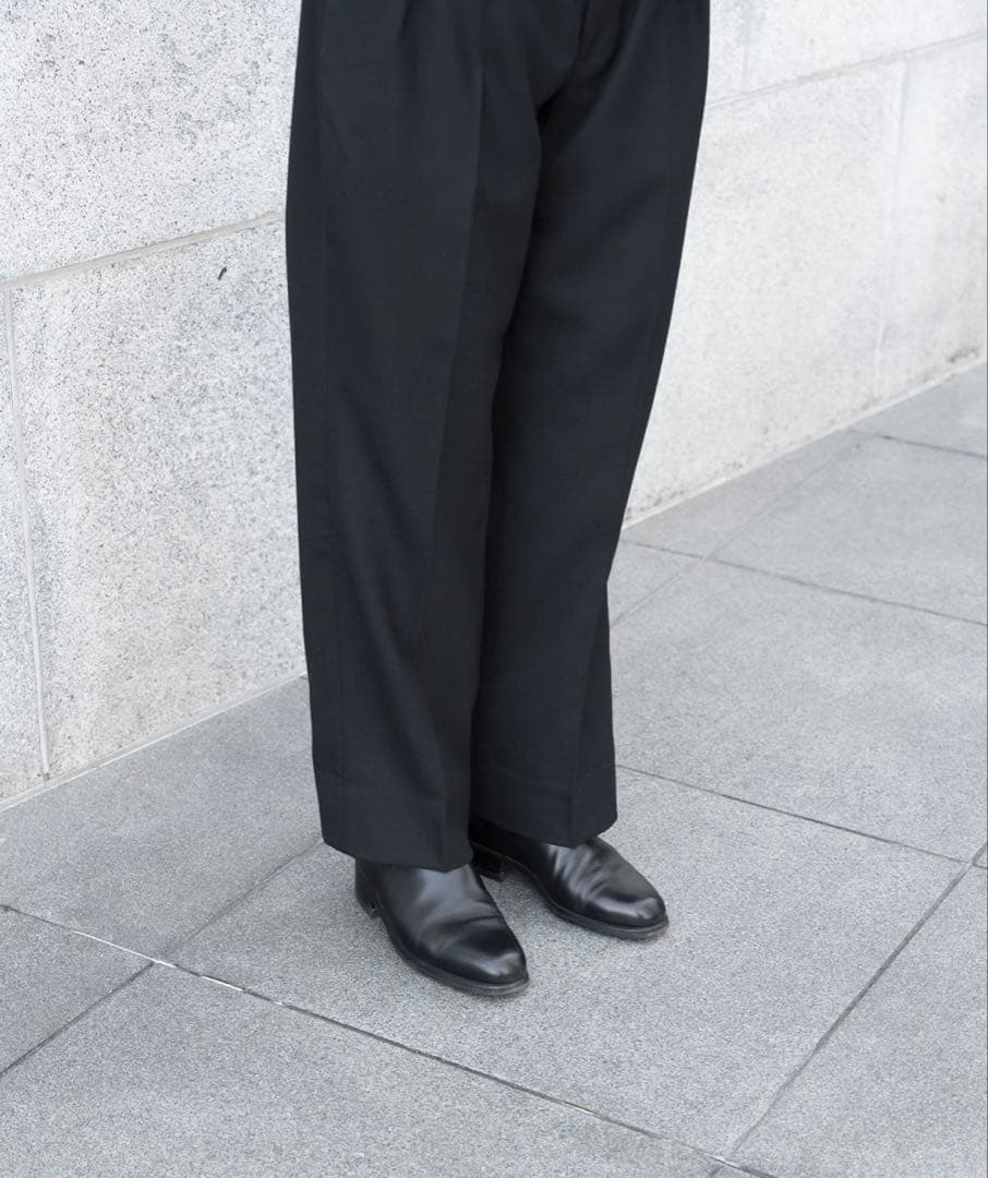 TENON 2TUCK TROUSERS ブラック プリーツスラックス