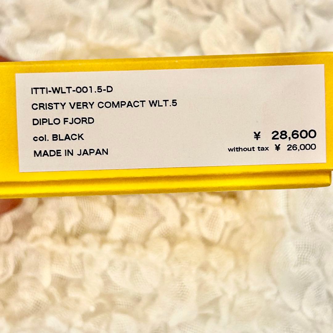 ITTI イッチ　コンパクトウォレット　財布　レザー　黒　ラウンドファスナー