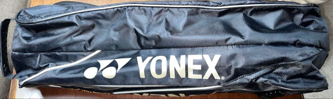 YONEX ソフトテニスバッグ 黒 ブラック シルバー 銀