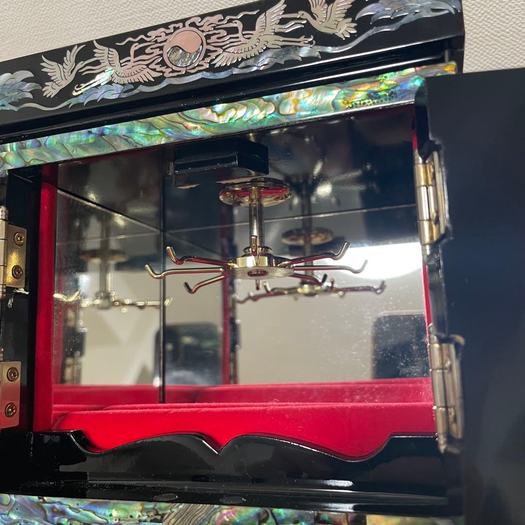 ★美品★ ジュエリーボックス 小箪笥 漆塗り 鶴　松　貝装飾 韓国工芸 螺鈿細工