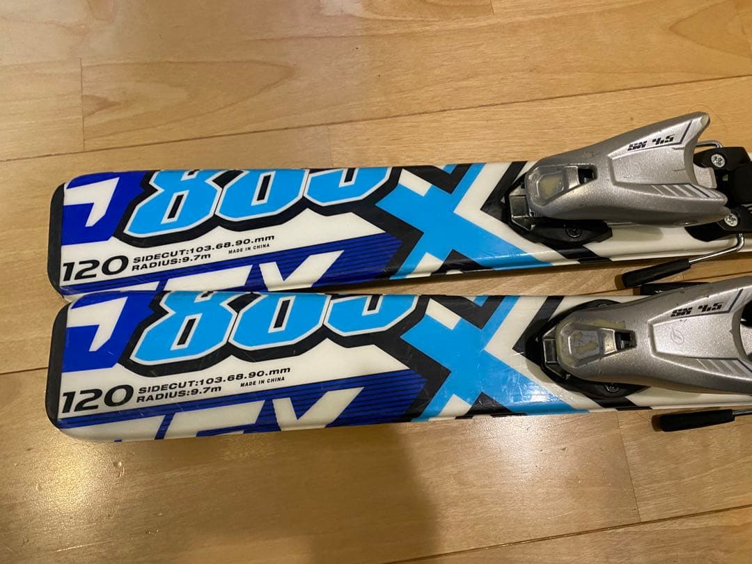 ジュニアキッズスキーセット★スキー板、ブーツ、ポールの3点セット