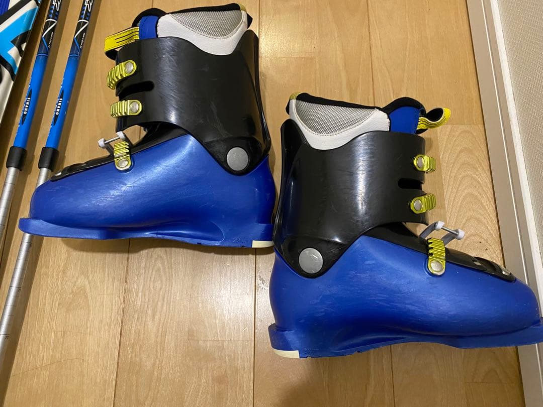 ジュニアキッズスキーセット★スキー板、ブーツ、ポールの3点セット