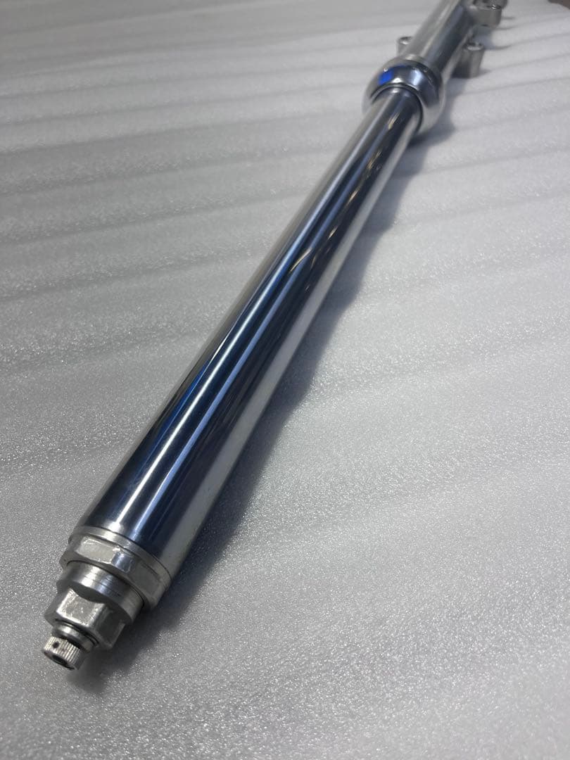 ハーレー　ダイナ　スポーツスター　フロントフォーク　39mm用　減衰調整式　右