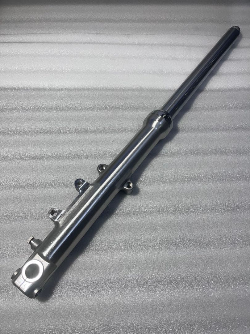 ハーレー　ダイナ　スポーツスター　フロントフォーク　39mm用　減衰調整式　右