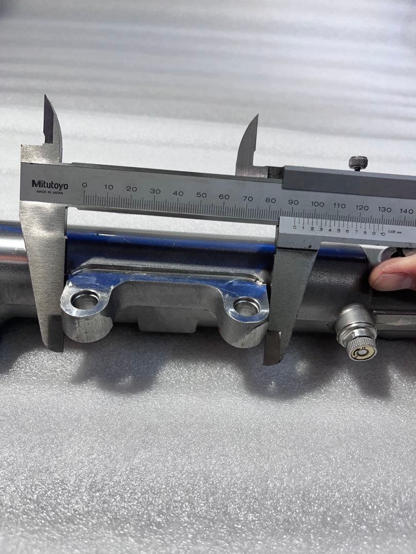 ハーレー　ダイナ　スポーツスター　フロントフォーク　39mm用　減衰調整式　右