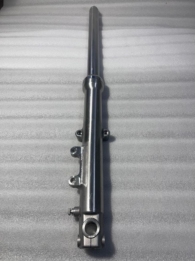 ハーレー　ダイナ　スポーツスター　フロントフォーク　39mm用　減衰調整式　右