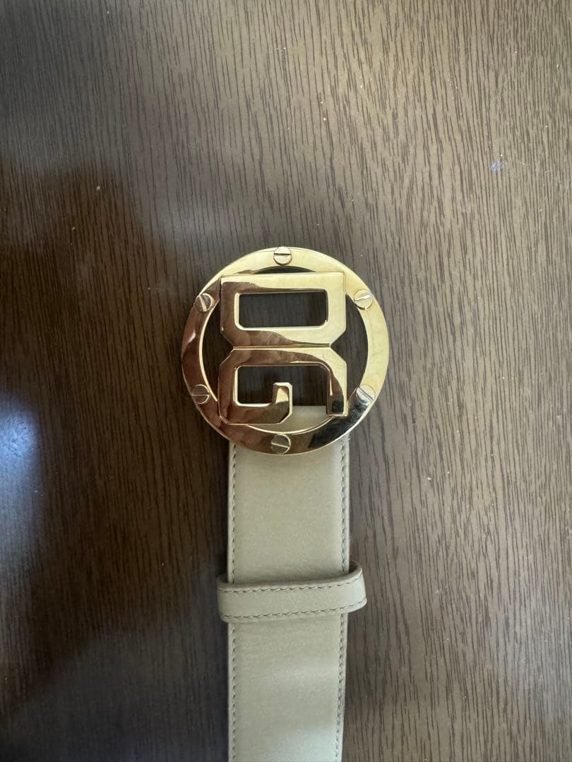 ドルチェ&ガッバーナ　ベージュ ゴールドバックル ベルト