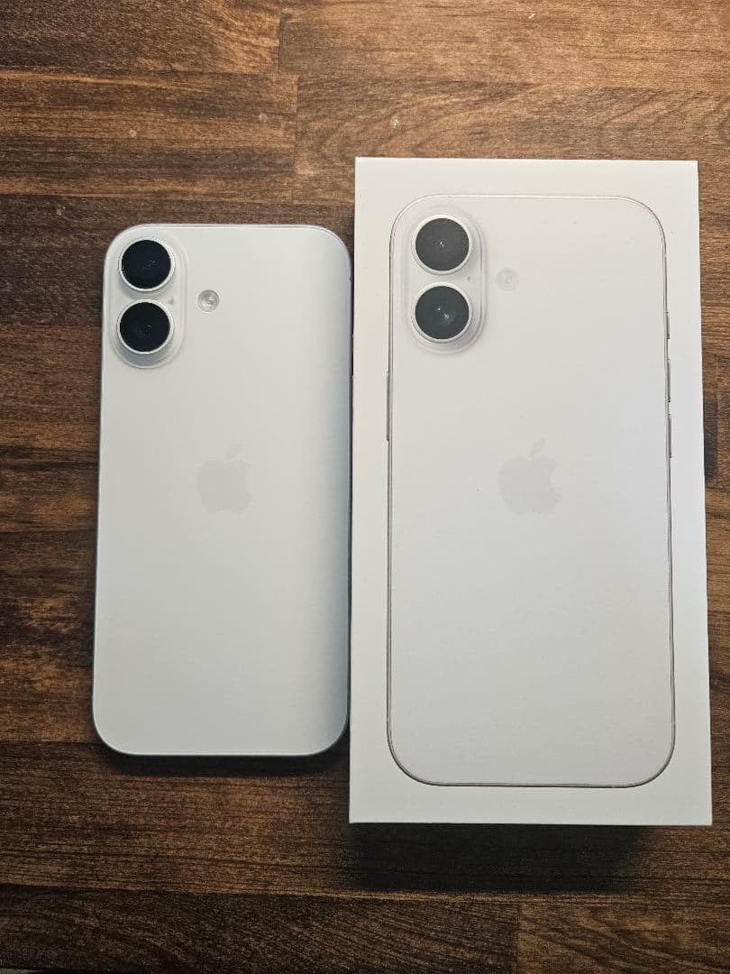 iPhone17 256GB ホワイト simフリー　最大容量100%