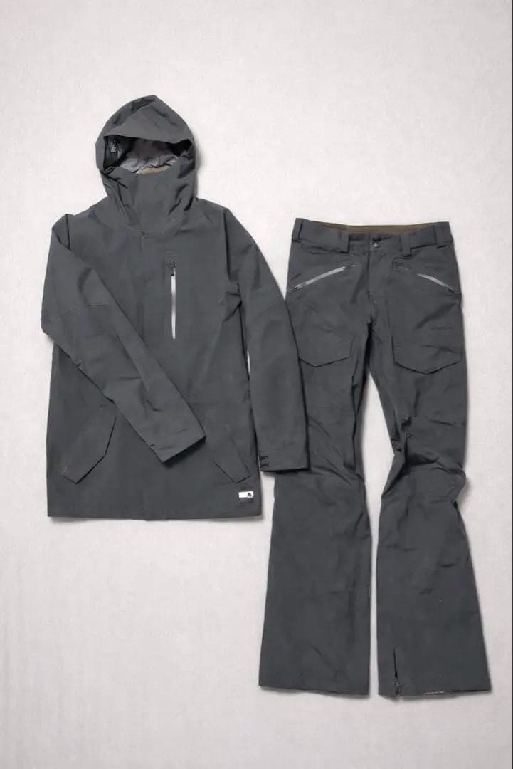 Burton Covert GORE-TEX 黒スノボウェア上下SETメンズS