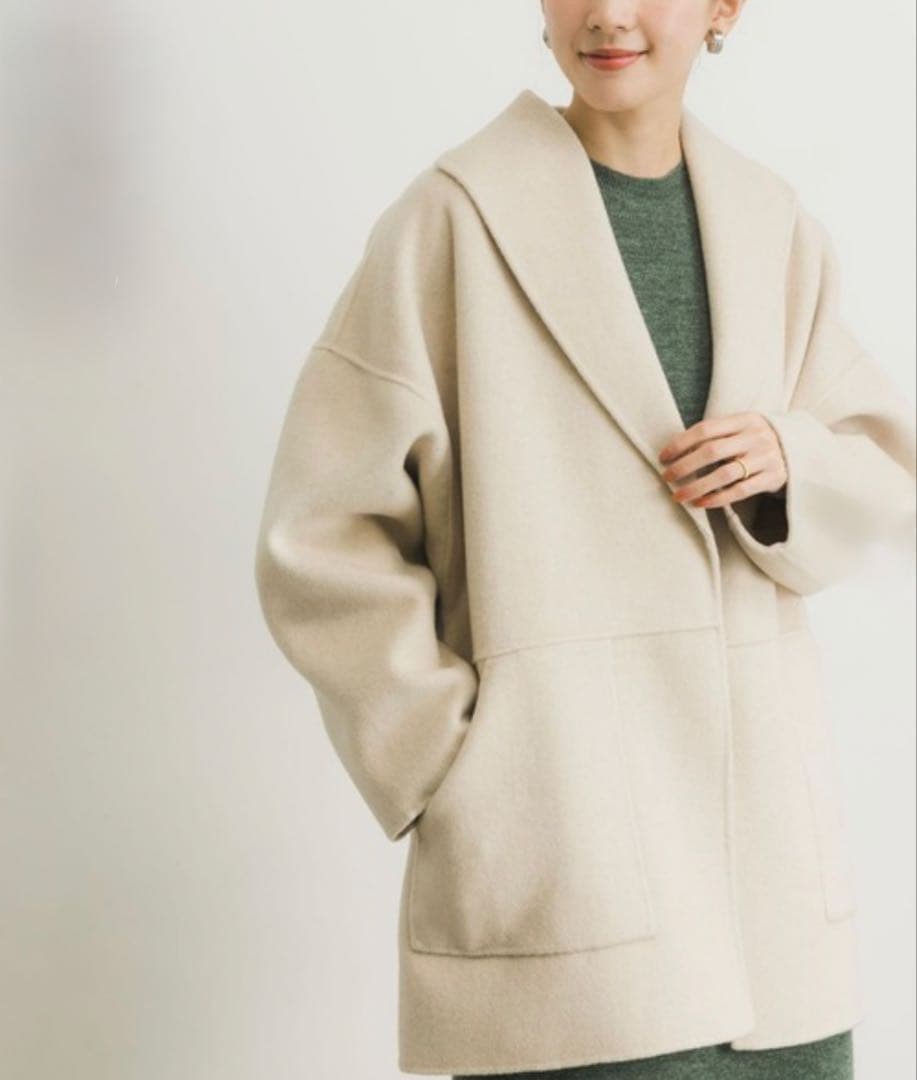 アーバンリサーチ（URBAN RESEARCH）リバーオーバーハーフコート　小顔