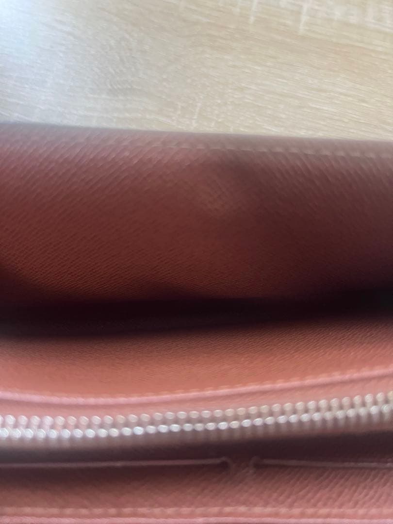 ルイ.ヴィトン二つ折り長財布モノグラム