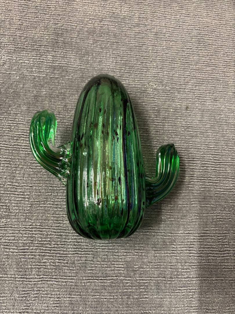 【美品】“サボテンの置物”送料出品者負担