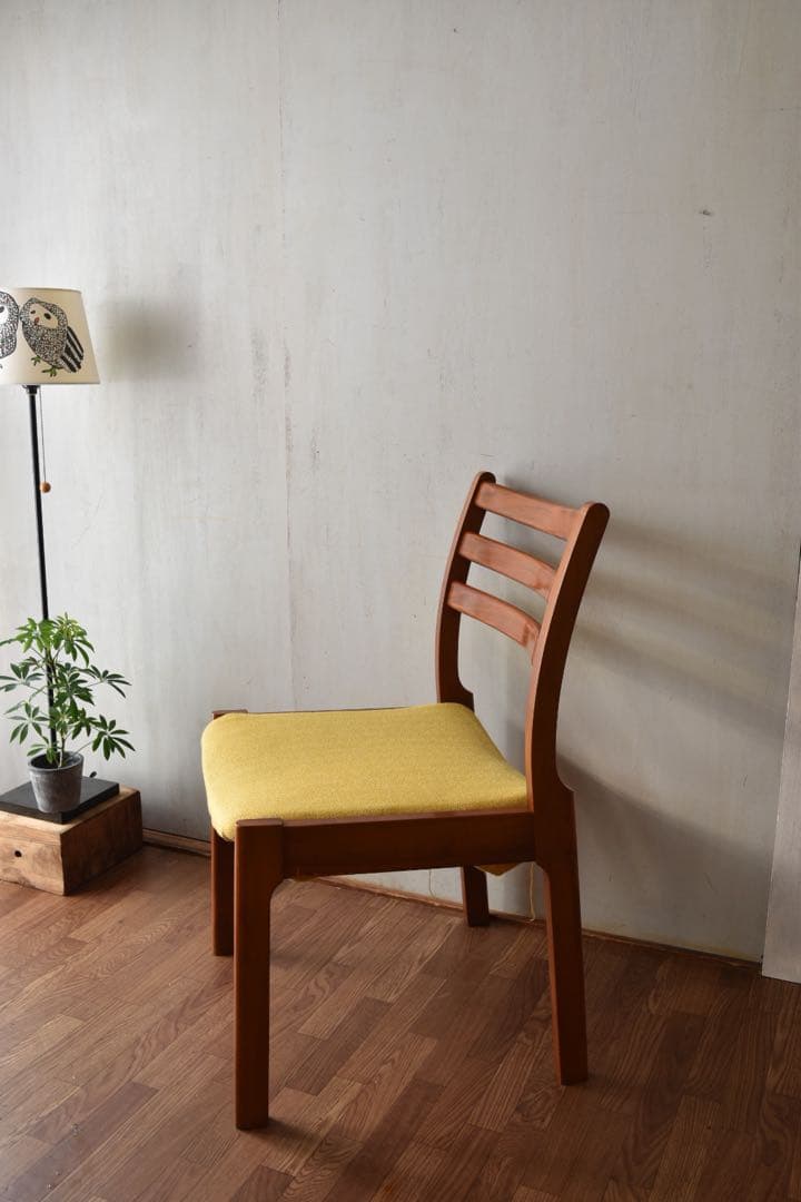 めしくら TENDO BRASILEIRA chair