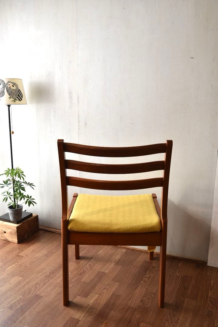 めしくら TENDO BRASILEIRA chair