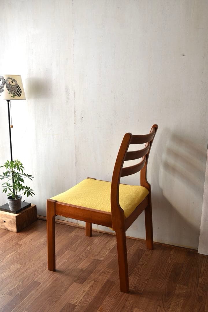 めしくら TENDO BRASILEIRA chair