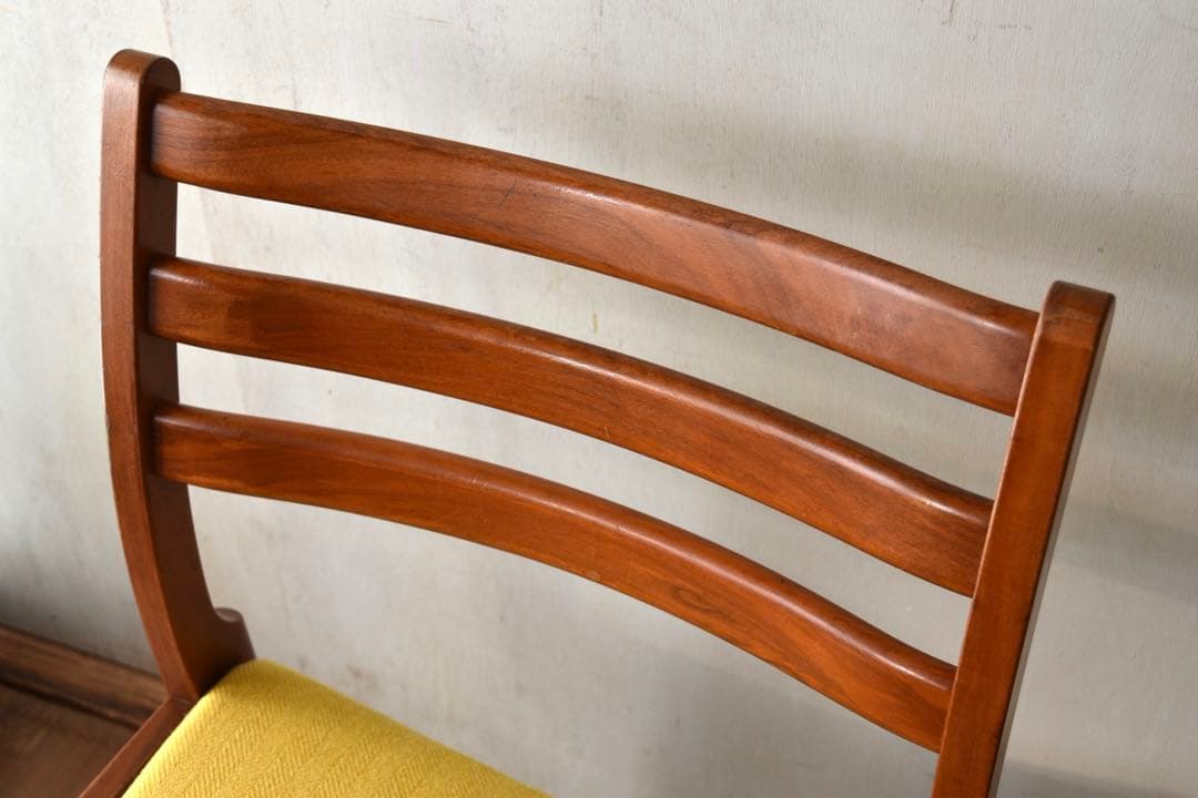 めしくら TENDO BRASILEIRA chair