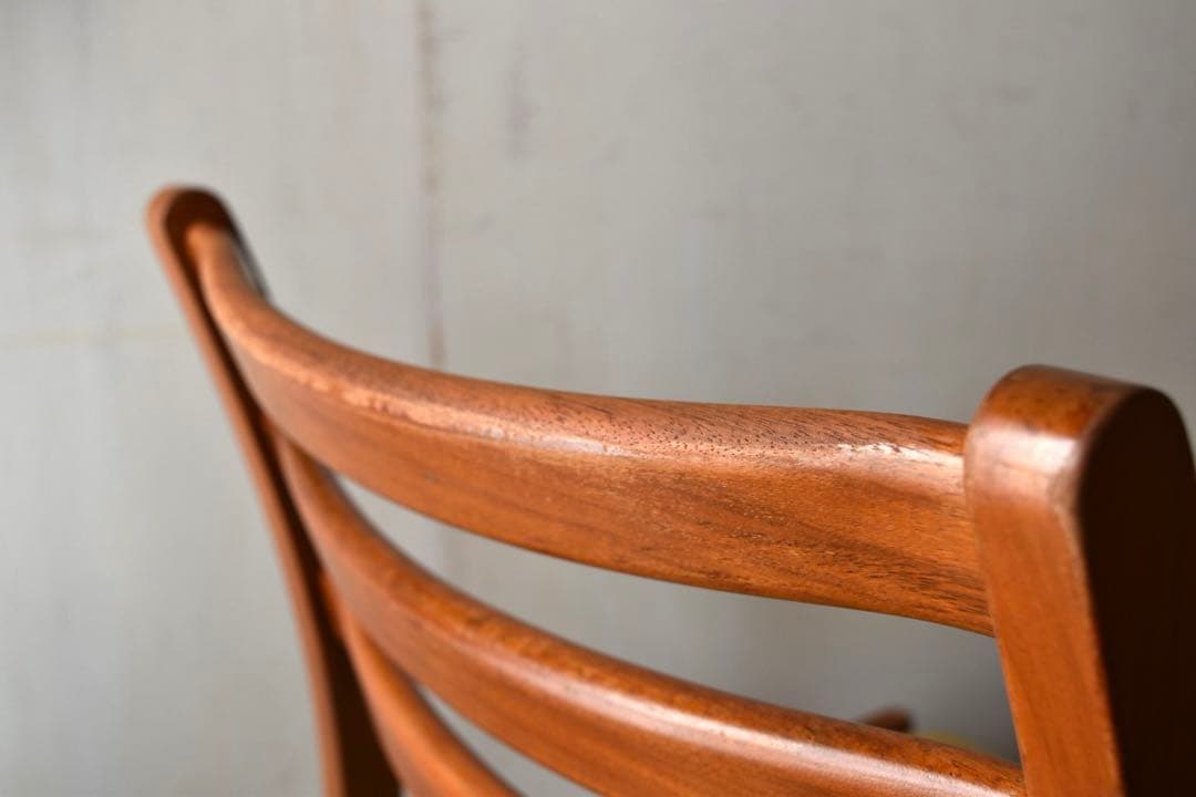 めしくら TENDO BRASILEIRA chair